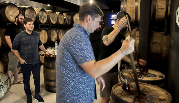 group thieving during single barrel select experience nashville,tn